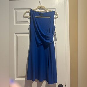 stunning vibrant blue color.